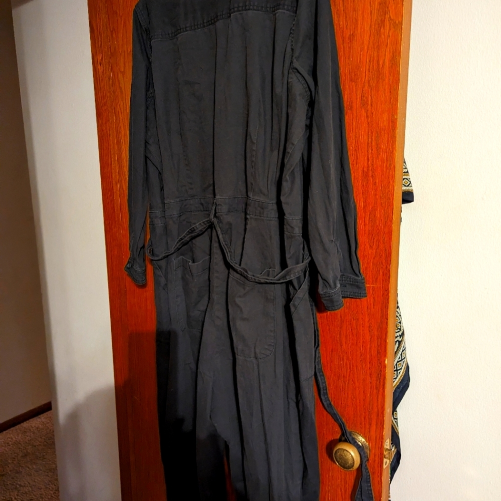 Black jumper